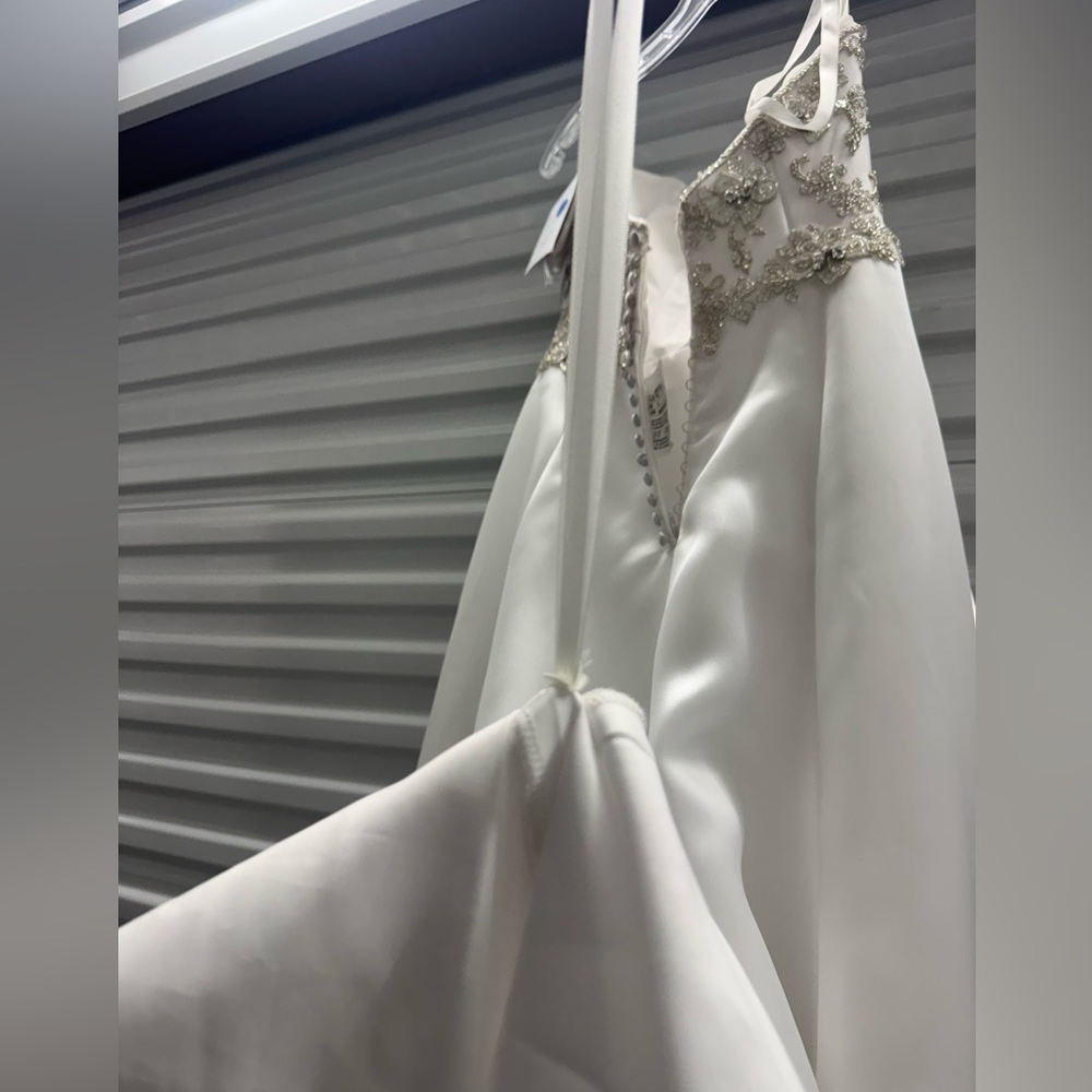 CLEARANCE -Christina Wu Wedding Dress - Size 6 – Strapless Beaded Bodice – NWT - Picture 15 of 16